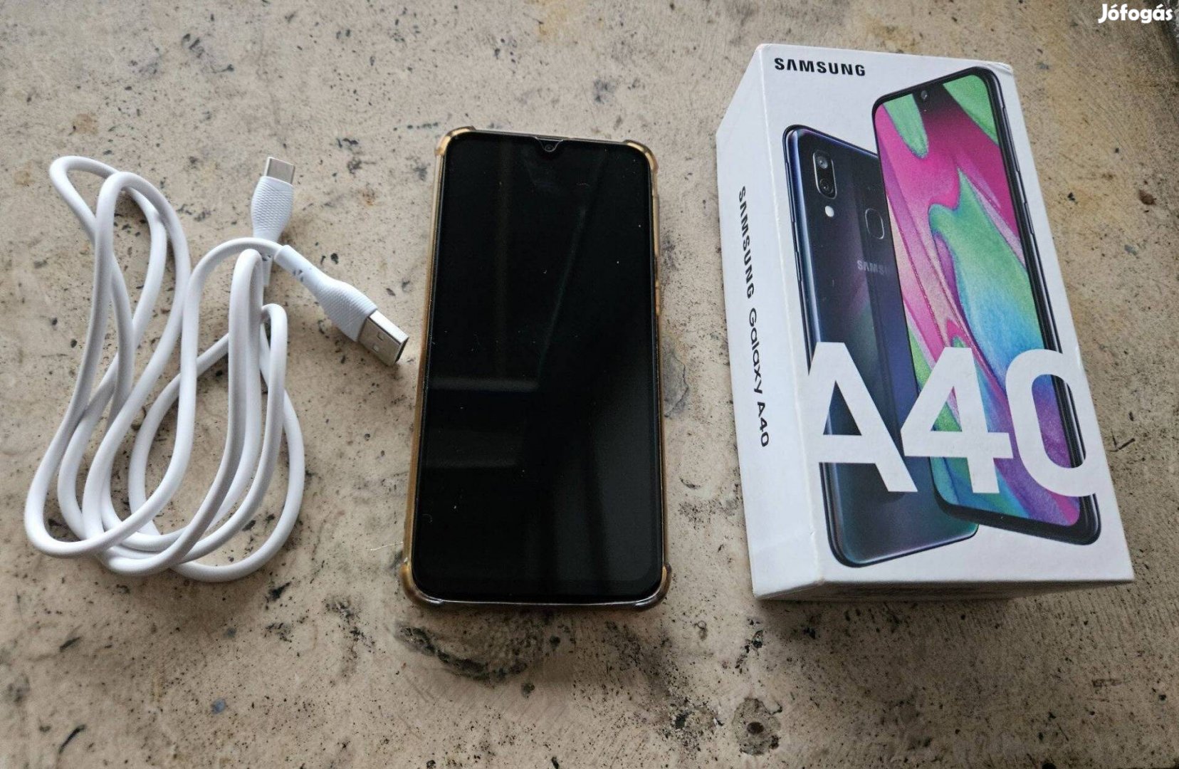 Samsung Galaxy A40 mobiltelefon