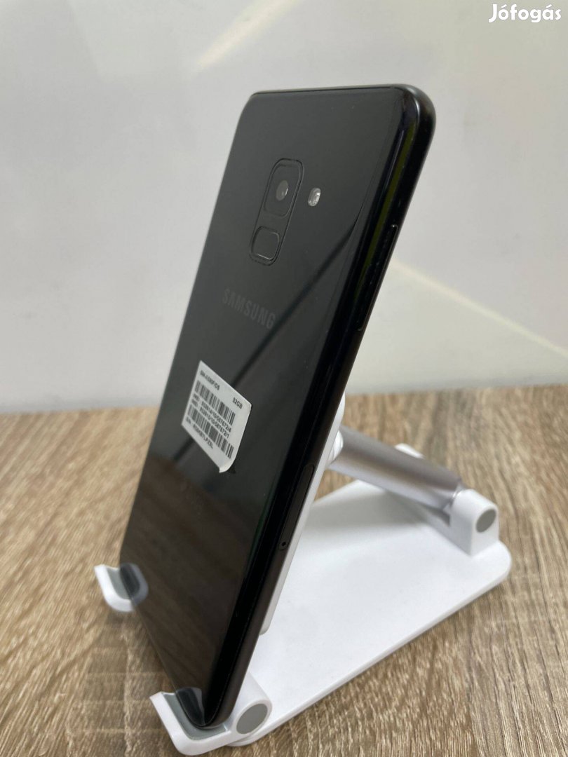 Samsung Galaxy A8 (2018) 4/32GB Fekete, garanciával, üzletből