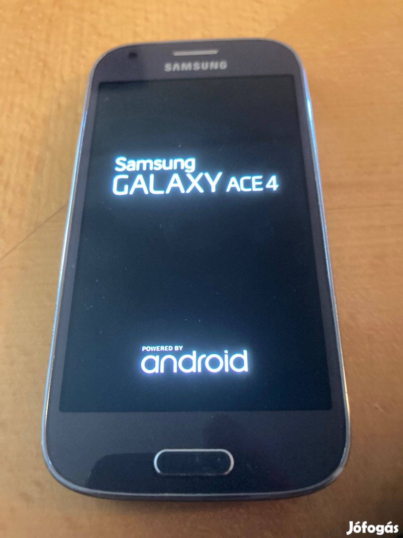 Samsung Galaxy ACE 4 mobiltelefon