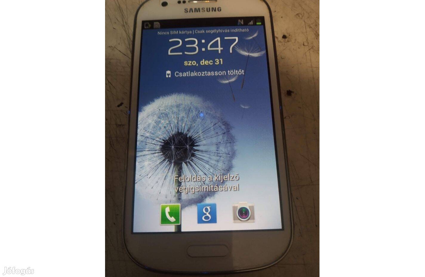 Samsung Galaxy Express GT-I8730 Telekomos okostelefon