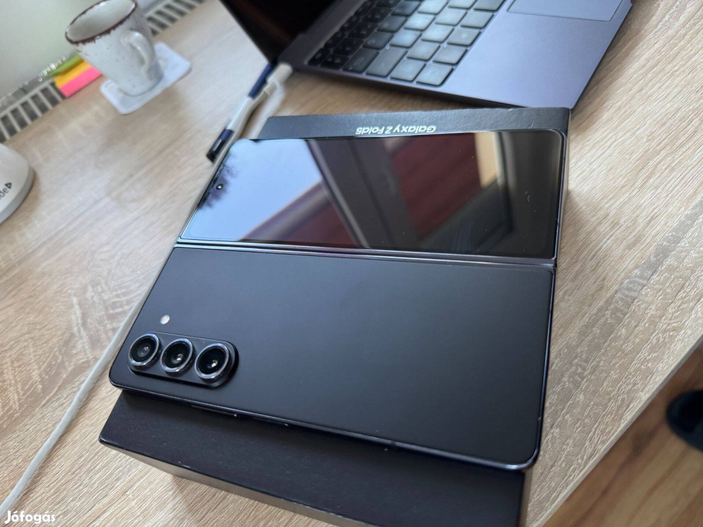 Samsung Galaxy Fold5 512GB - szinte Új - Csere is érdekel