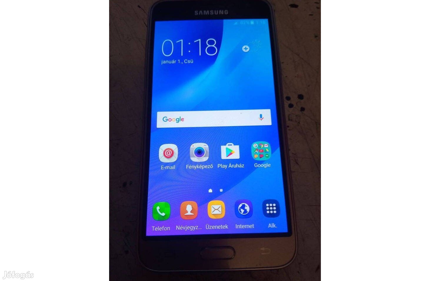 Samsung Galaxy J3-6 (2016) Yetteles okostelefon