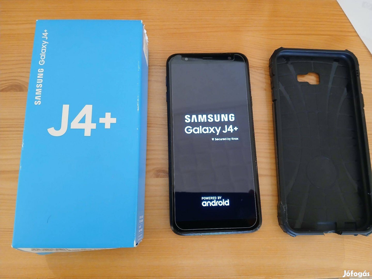 Samsung Galaxy J4+ 32GB fekete karcmentes olyan mint az új független