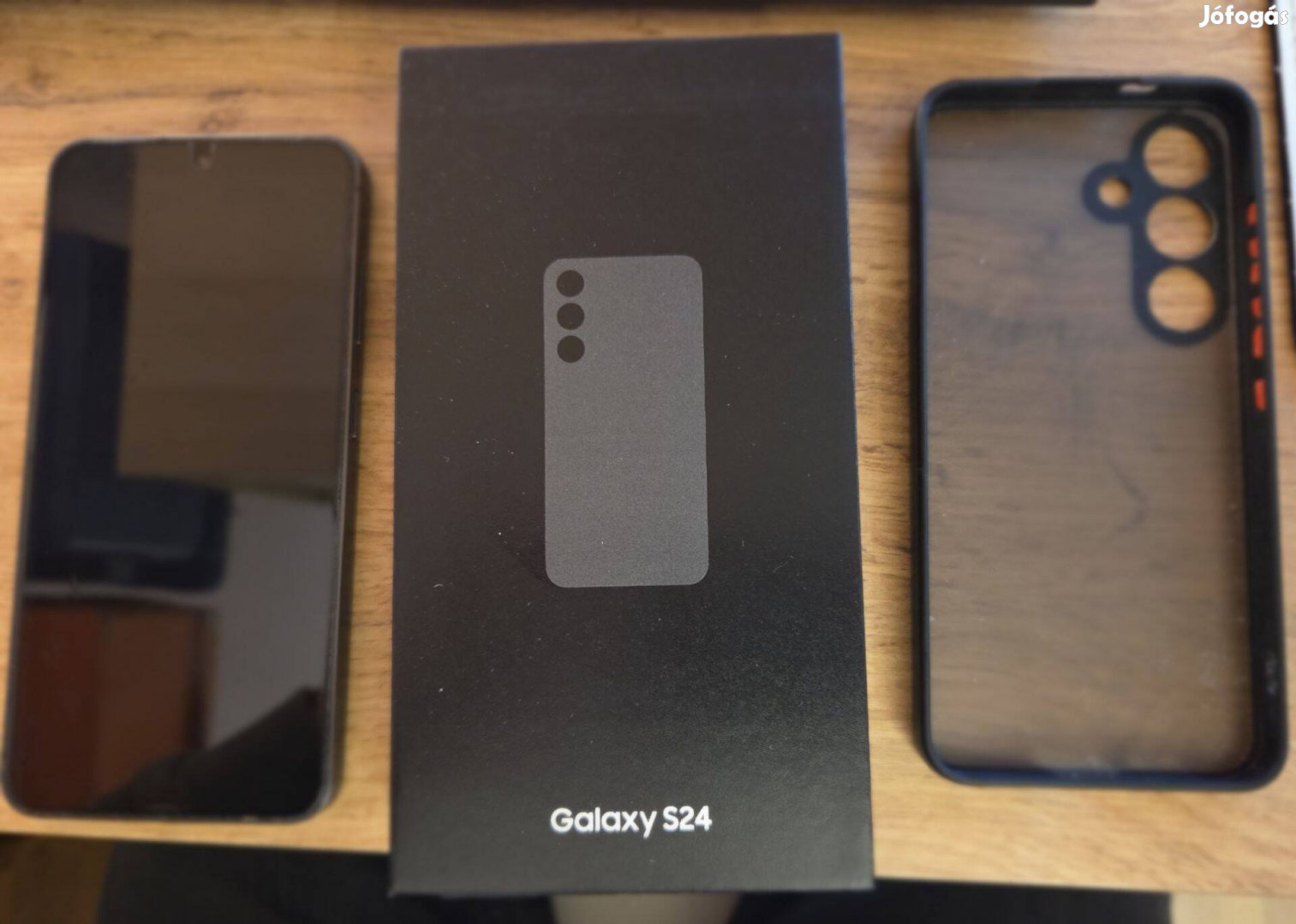 Samsung Galaxy S24 5G 8/256GB Dual Független szinte Új, tokkal