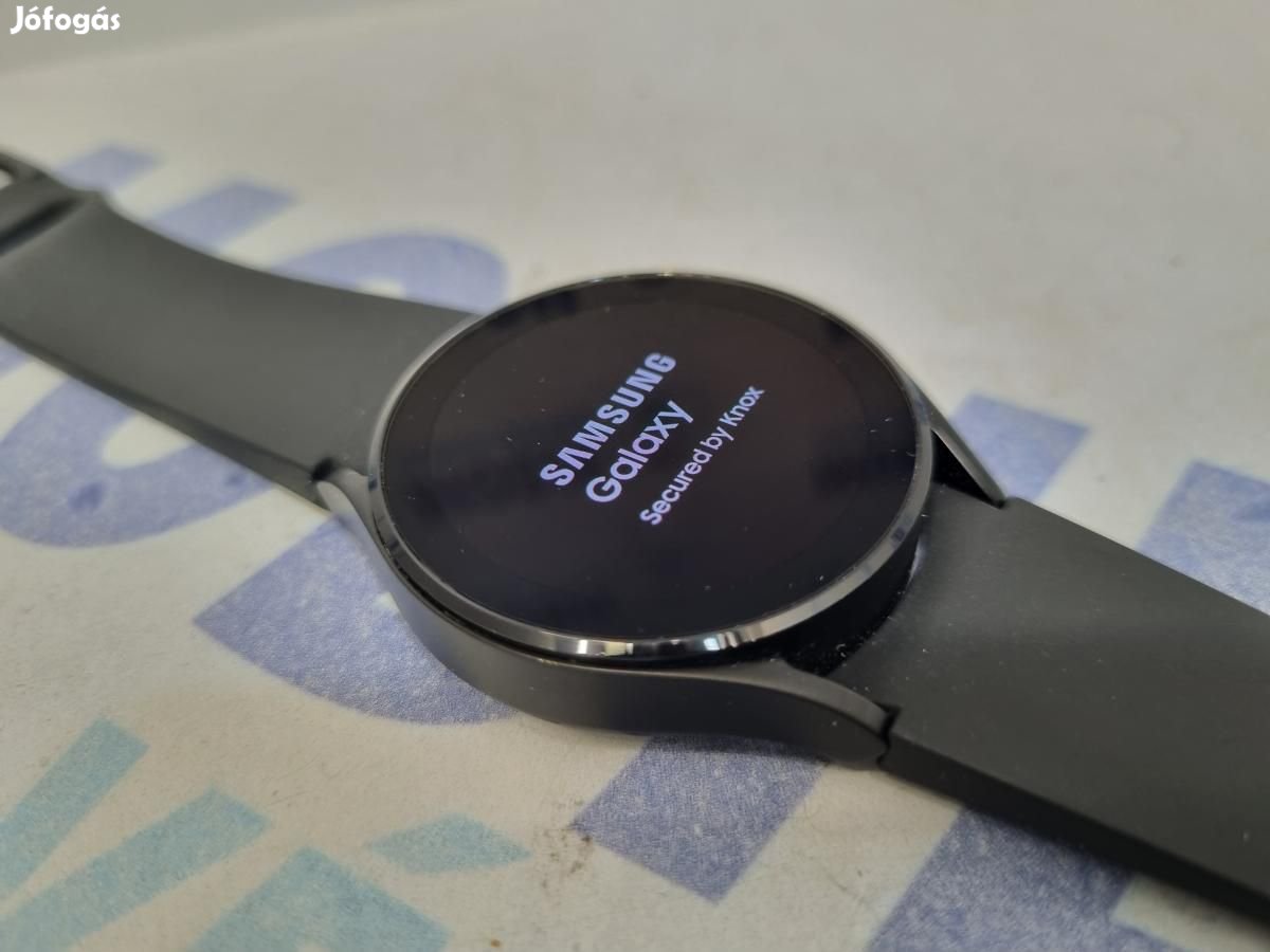 Samsung Galaxy Watch4 Bluetooth, 12 hó garancia