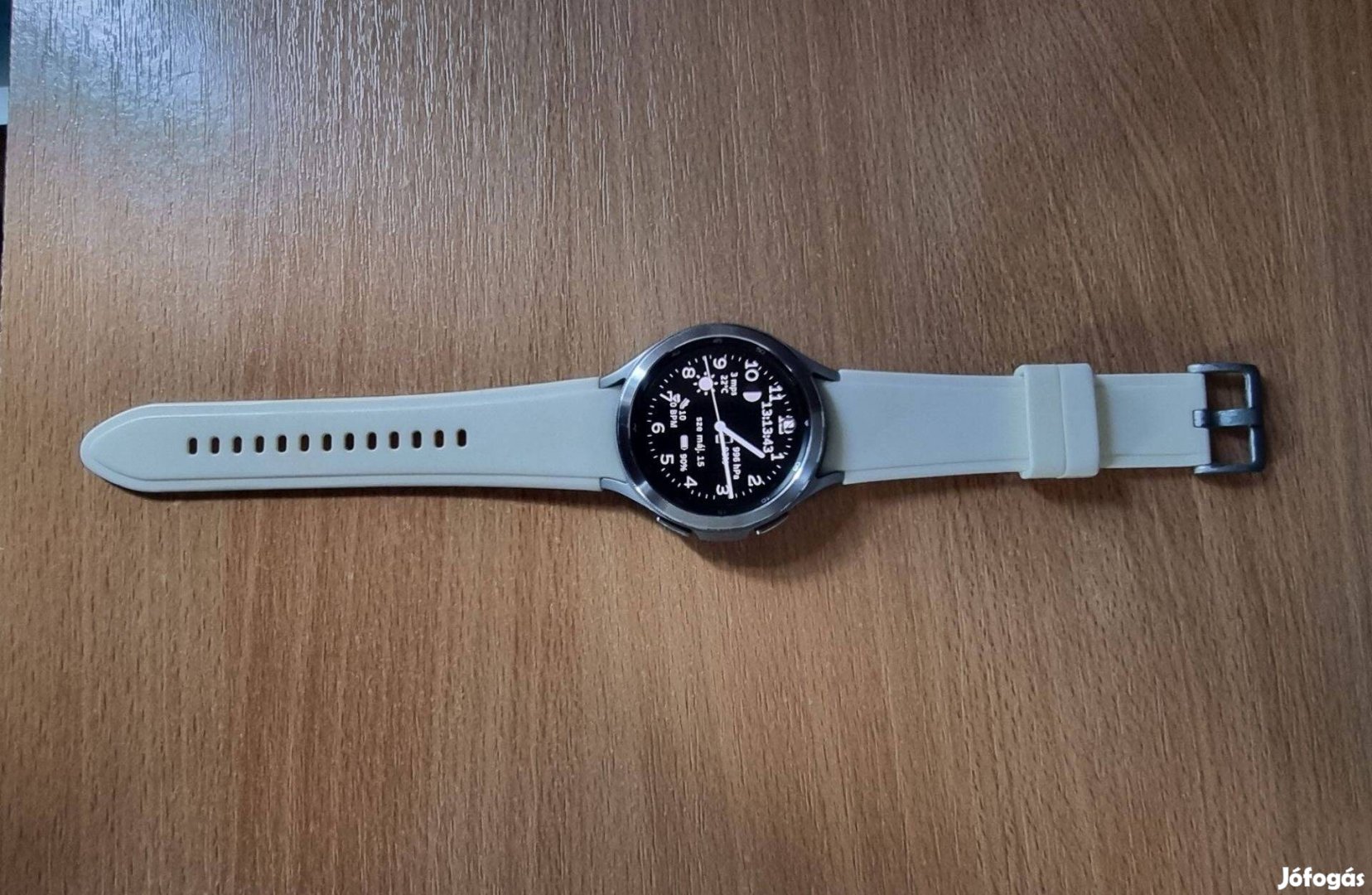 Samsung Galaxy Watch4 Classic LTE 46 mm eladó