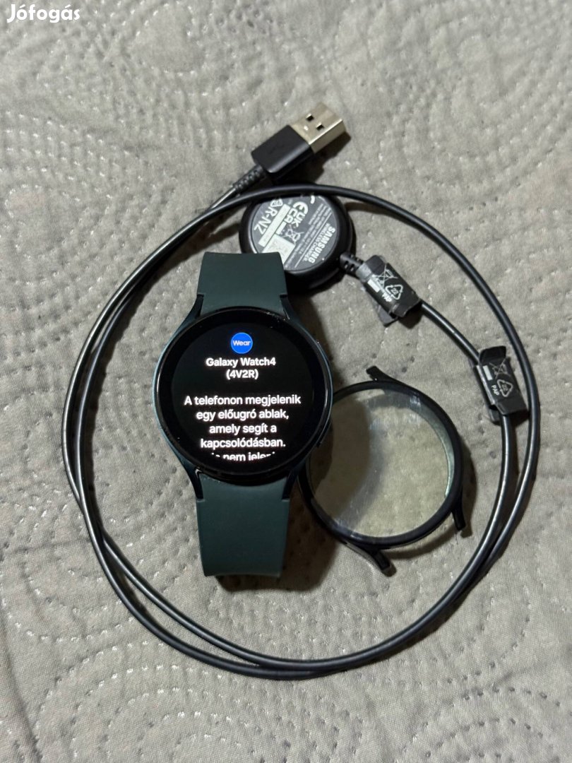 Samsung Galaxy Watch4 Okosóra, 44 mm Zöld