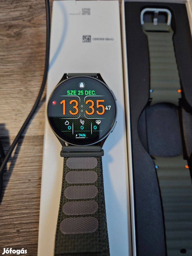 Samsung Galaxy Watch7 44mm Bluetooth (SM-L310) okosóra (Zöld)