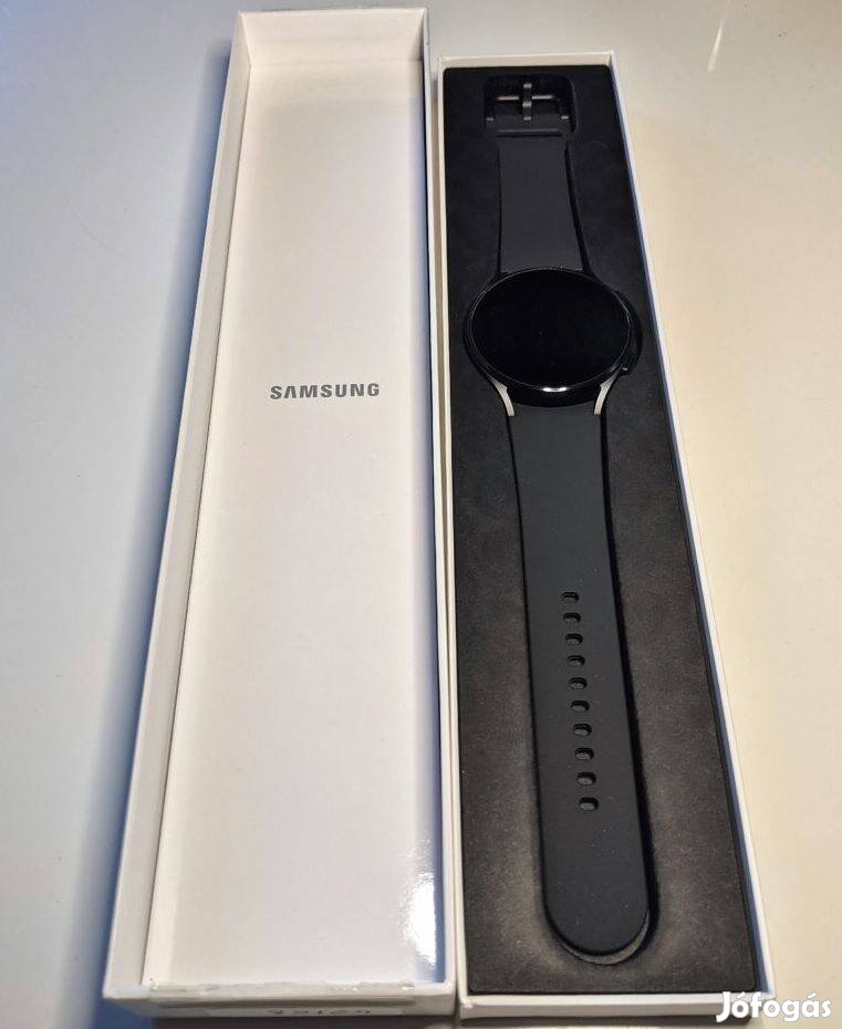 Samsung Galaxy Watch 4 R870 44mm es Fekete szép állapotú Okosóra elad