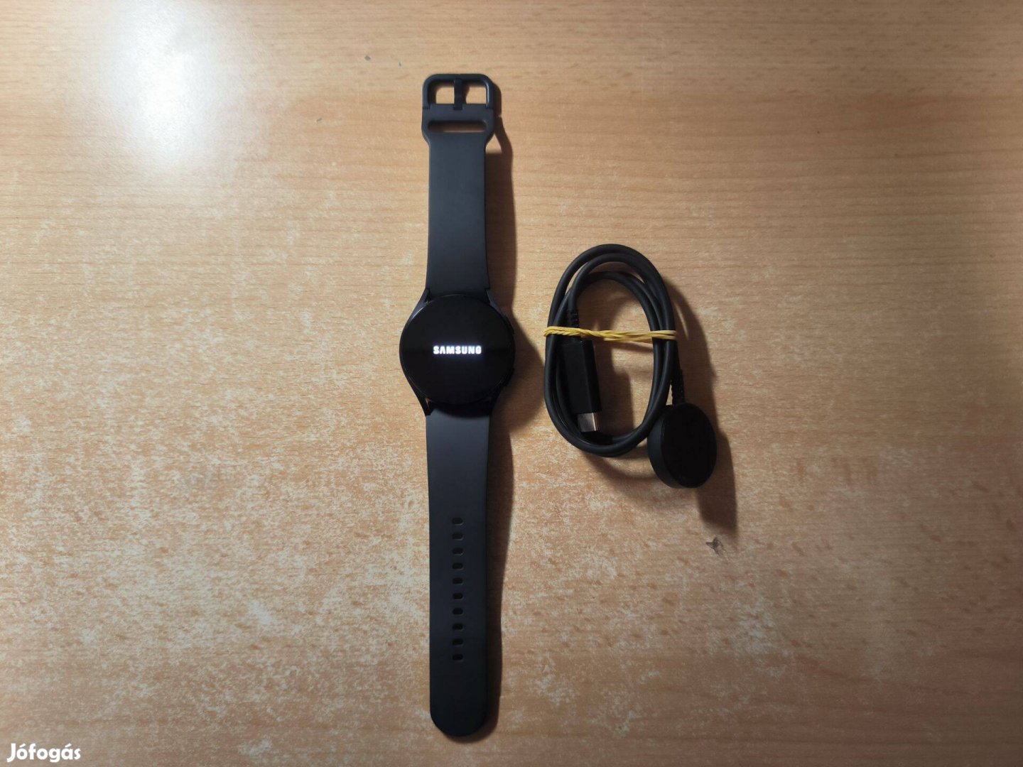 Samsung Galaxy Watch 5 40mm Újszerű Fekete Garis !