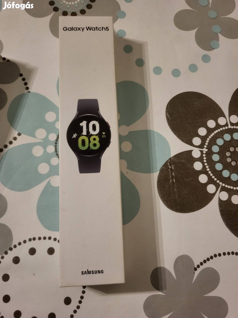 Samsung Galaxy Watch 5 okosóra ,új állapotban dobozában