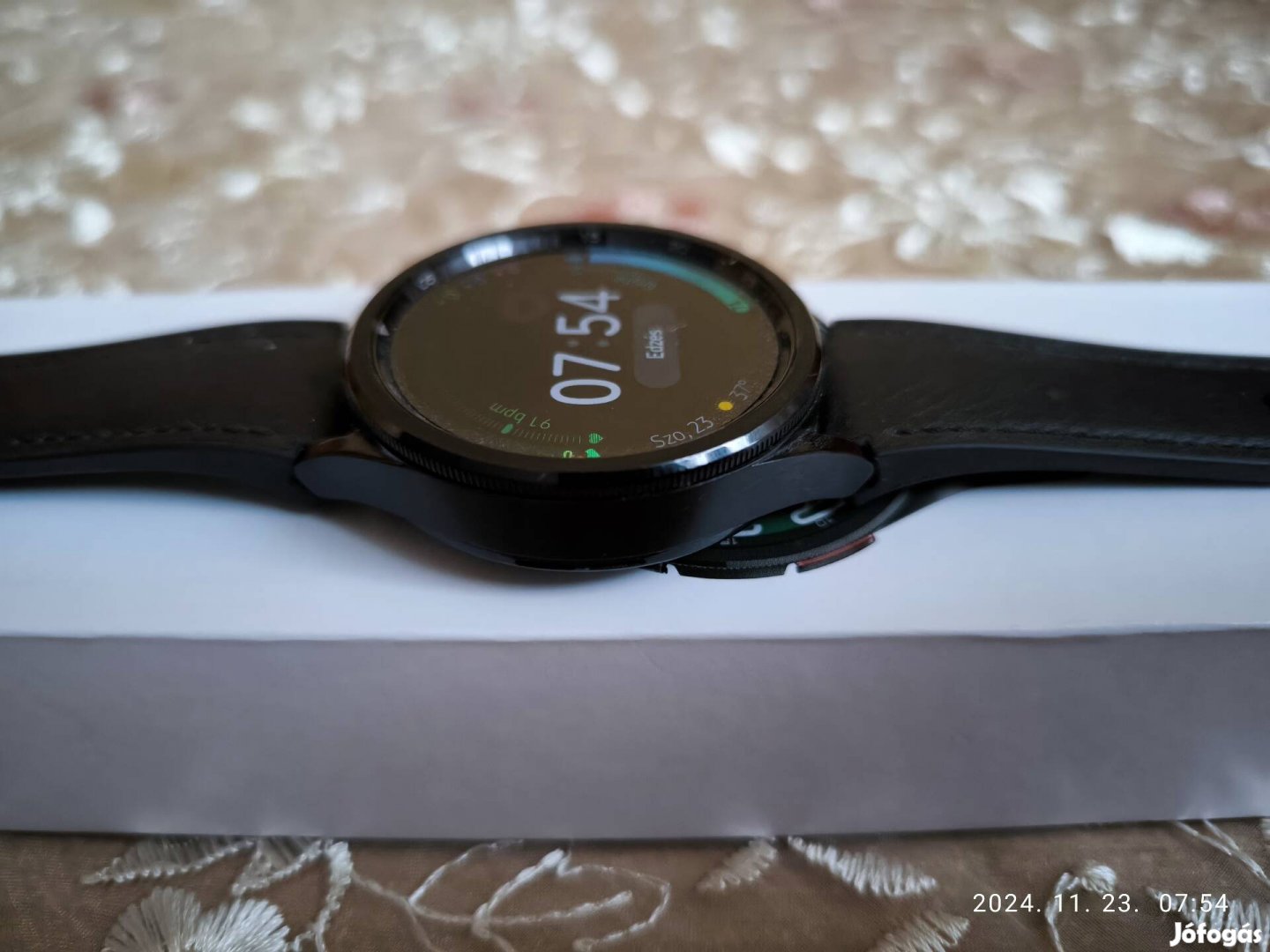 Samsung Galaxy Watch 6 Classic okosóra (47mm, E-sim), fekete 