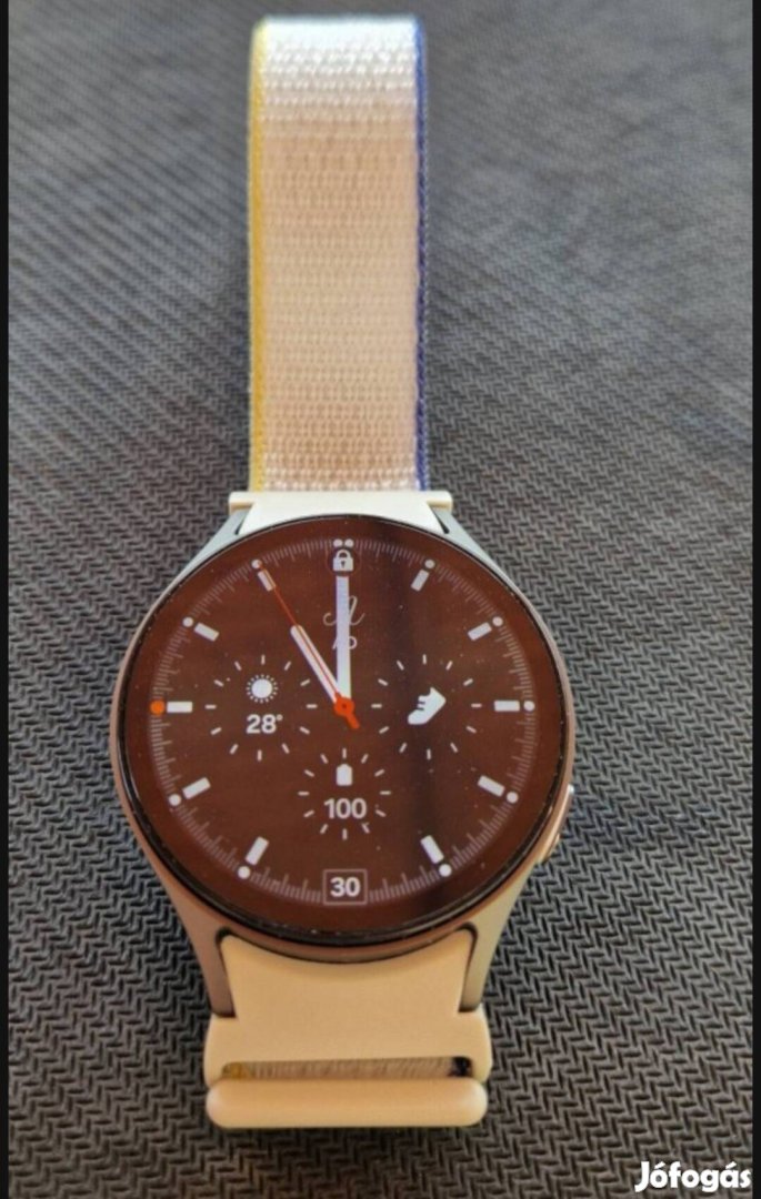 Samsung Galaxy Watch 7 44mm okosóra eladó 