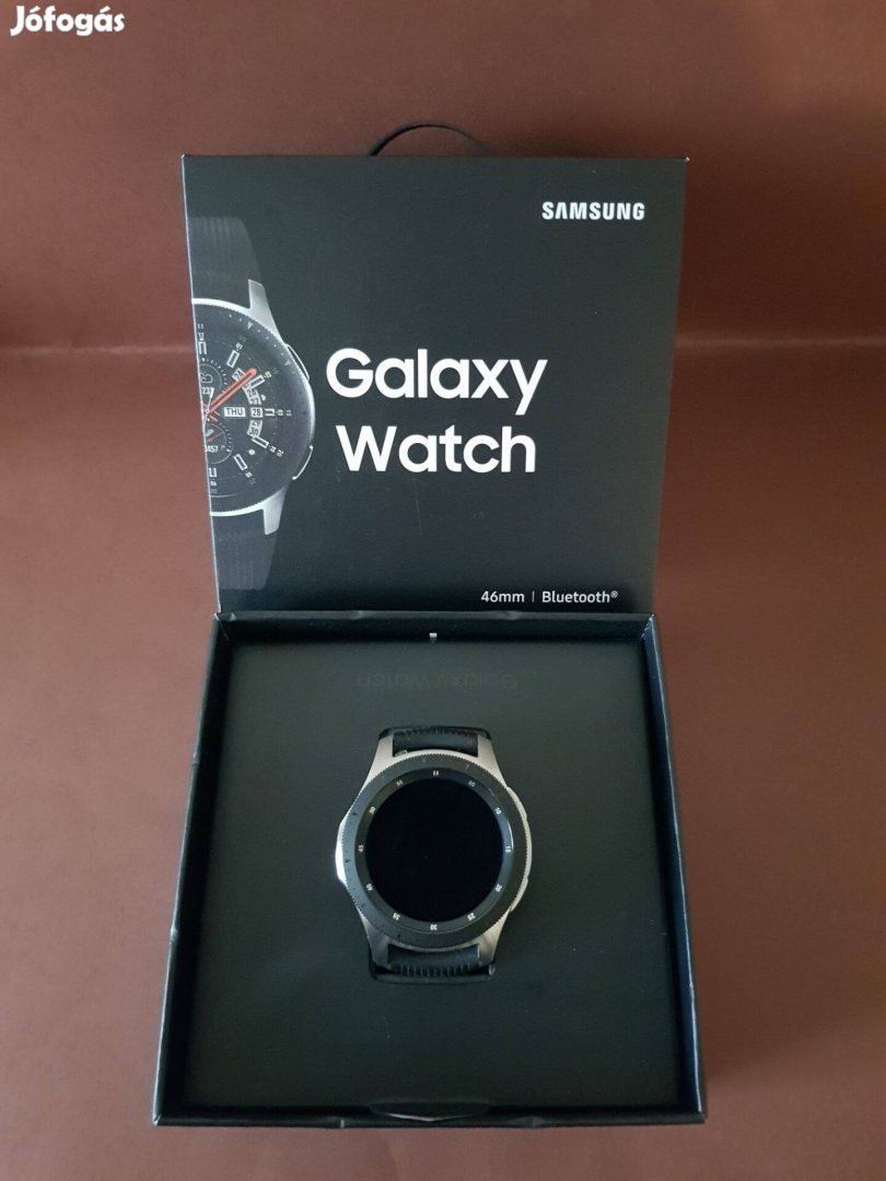 Samsung Galaxy Watch R800 Silver ezüst színű 46mm-es okosóra szép álla