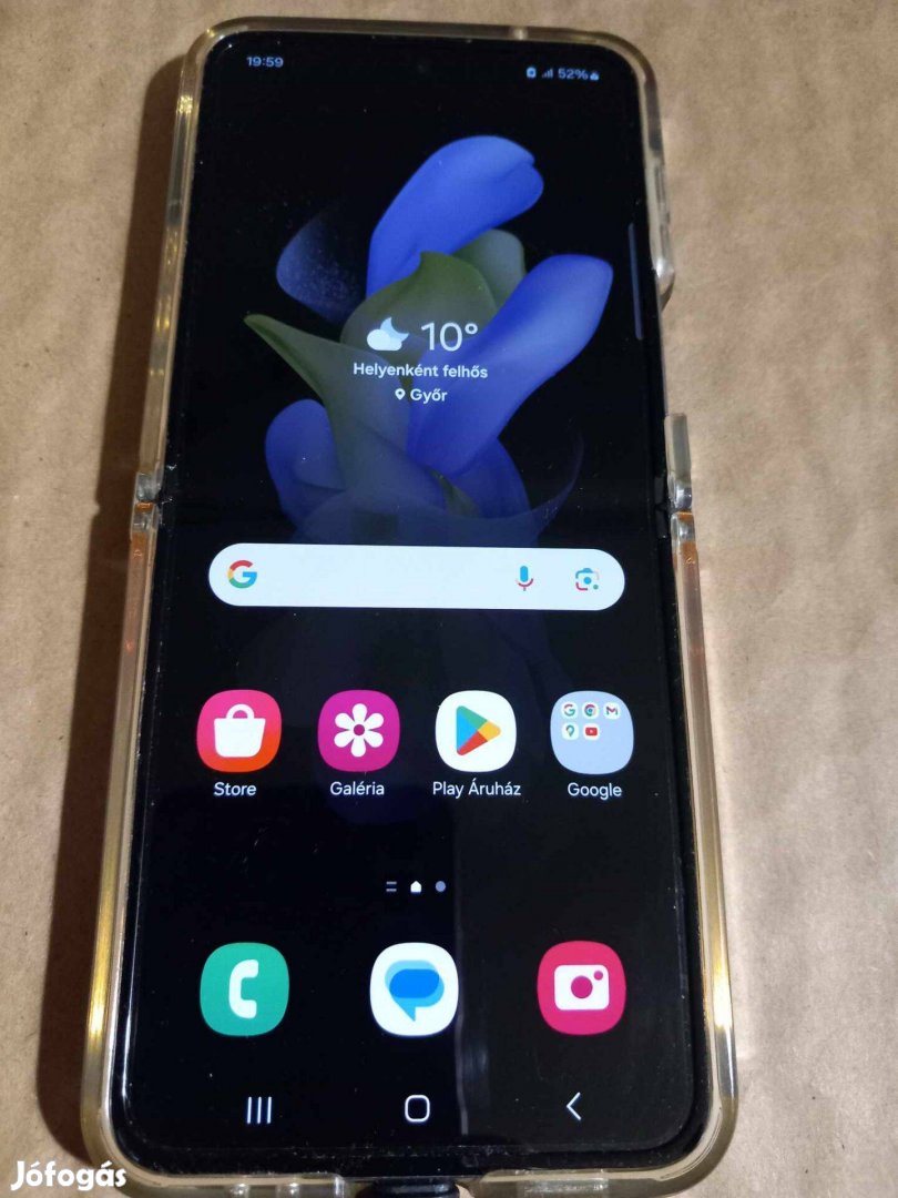 Samsung Galaxy Z Flip4 új szinte Patika állapot 