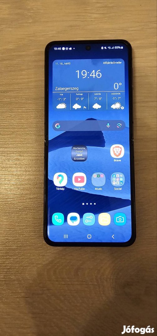 Samsung Galaxy Z Flip 4 (gyári független)