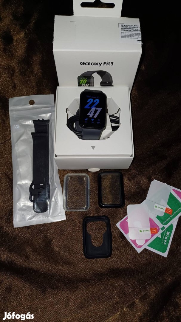 Samsung Galaxy fit 3 okos karkötő