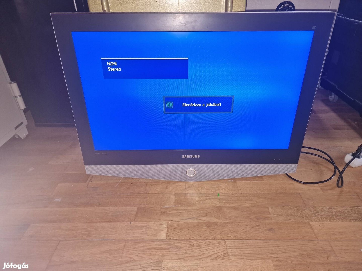 Samsung LCD Hdmi tv 82cm.Szép állapotban!