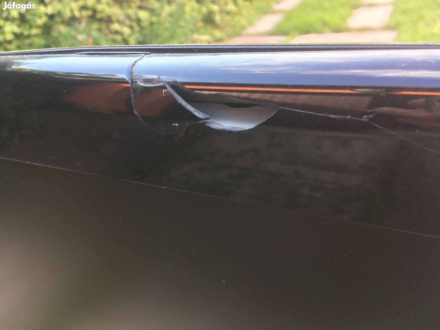 Samsung LCD tv + asztal eladó