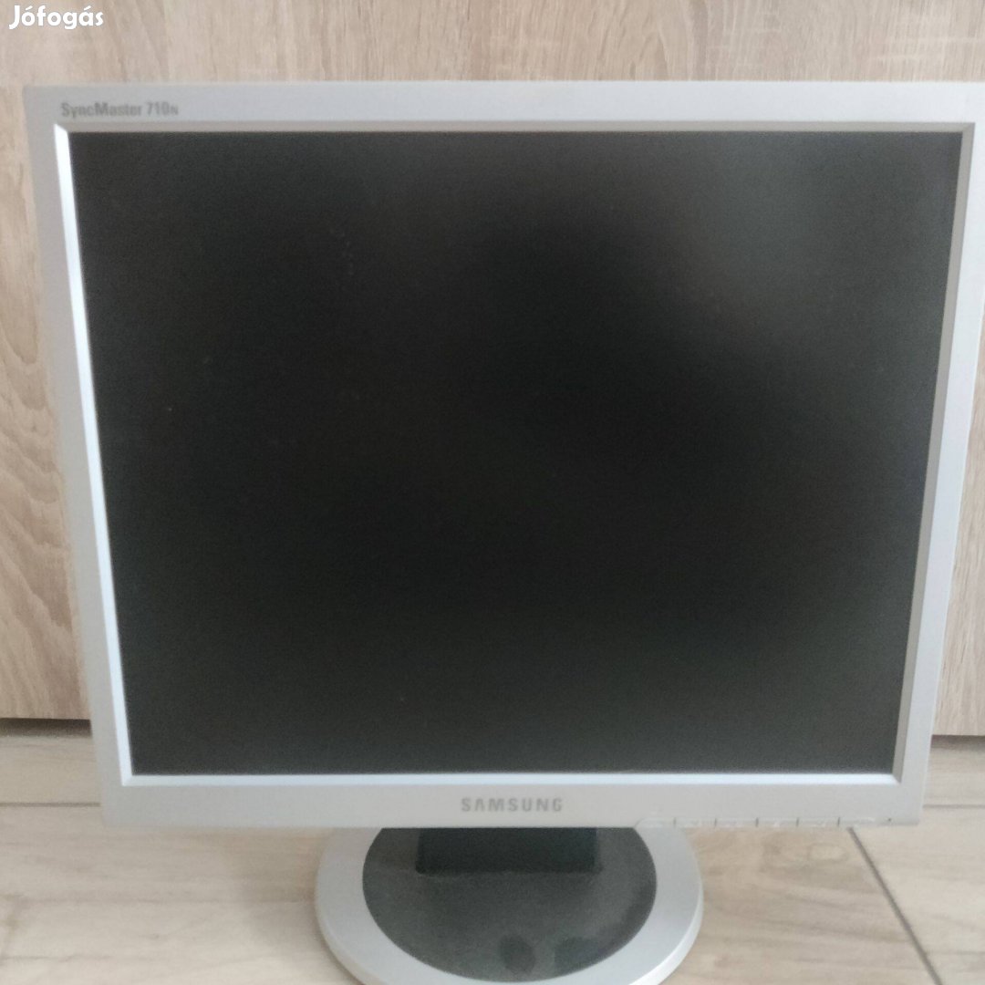 Samsung Monitor (kocka)