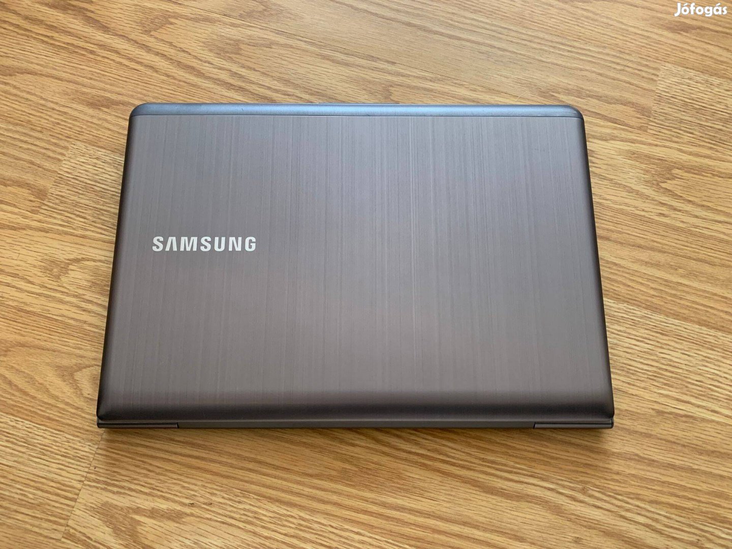 Samsung NP530 fémházas ultravékony laptop 13,3" HD, 256GB SSD, 8GB RAM