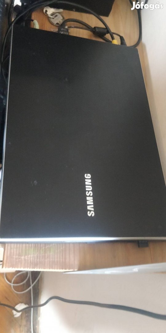 Samsung Notebook jó akkuval.700Gb HDD,4GB RAM