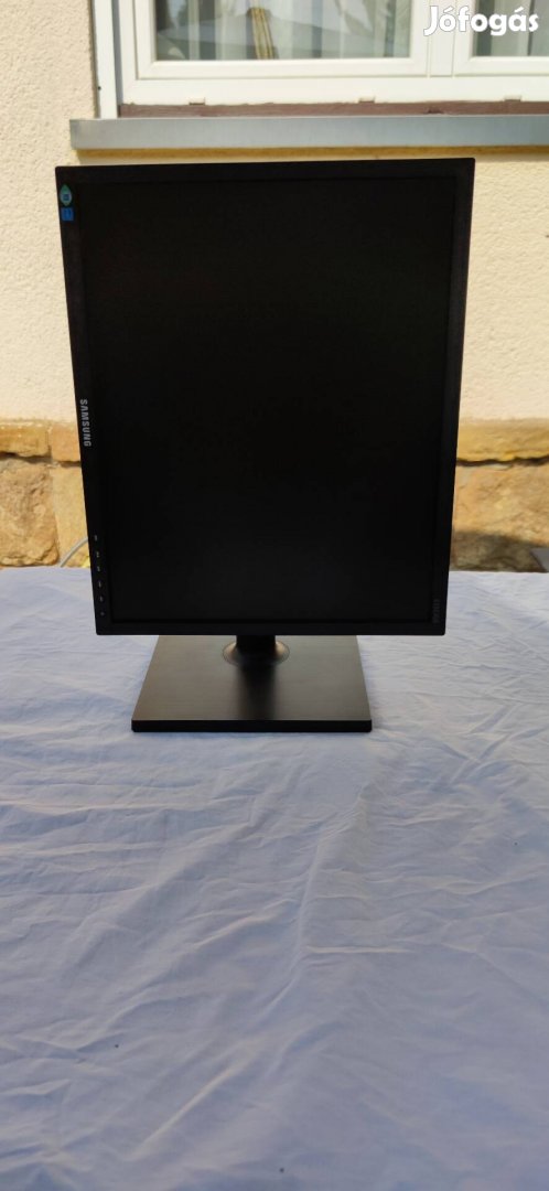 Samsung S19C450 monitor