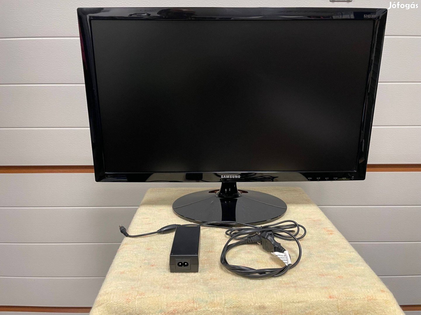 Samsung S24D300HL 24" LED monitor