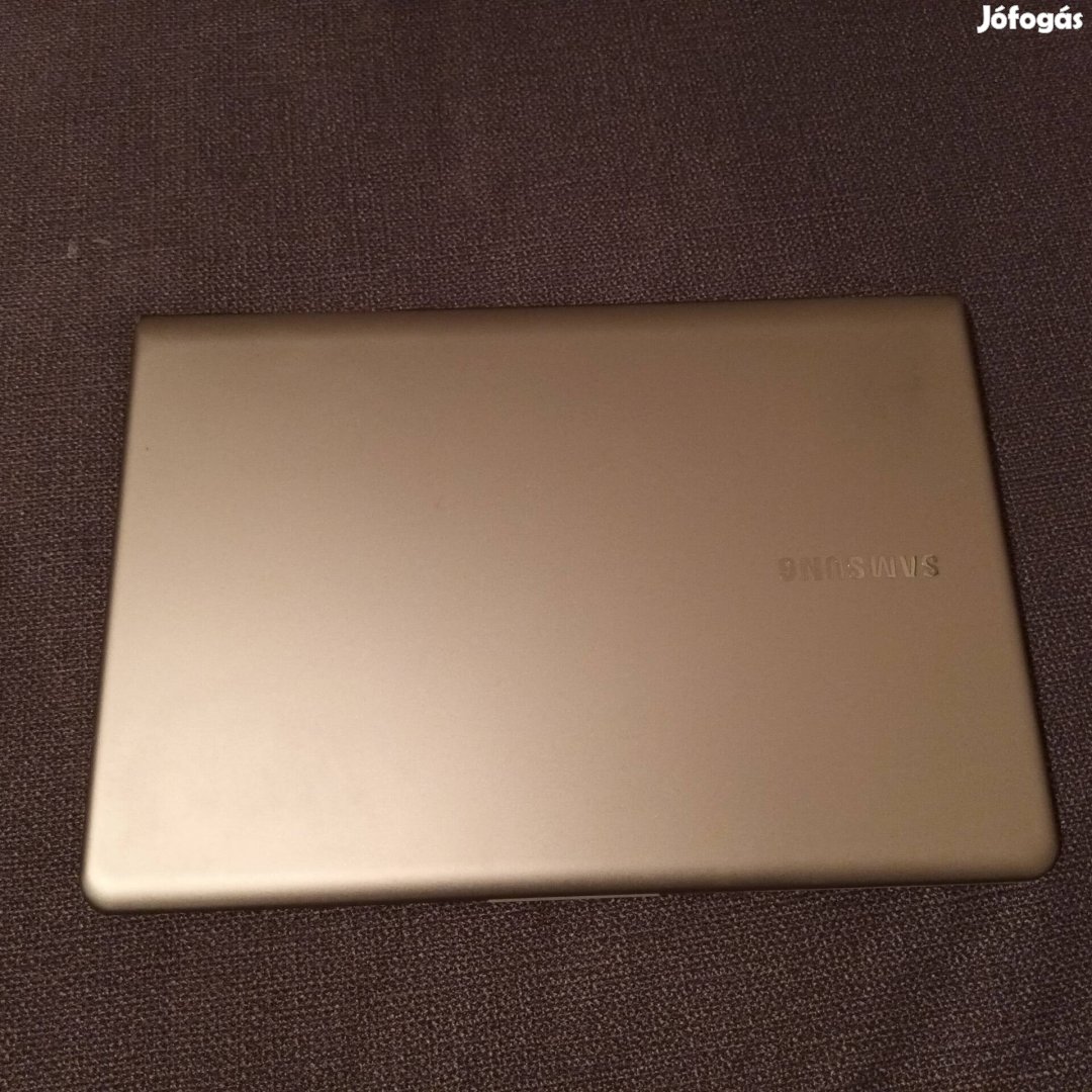 Samsung S5 ultra laptop(Alkatresznek)