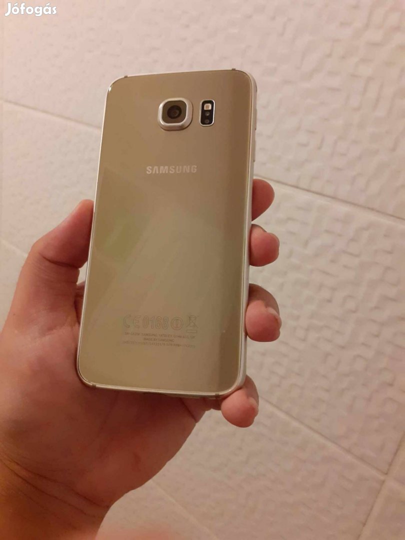 Samsung S6 okostelefon.