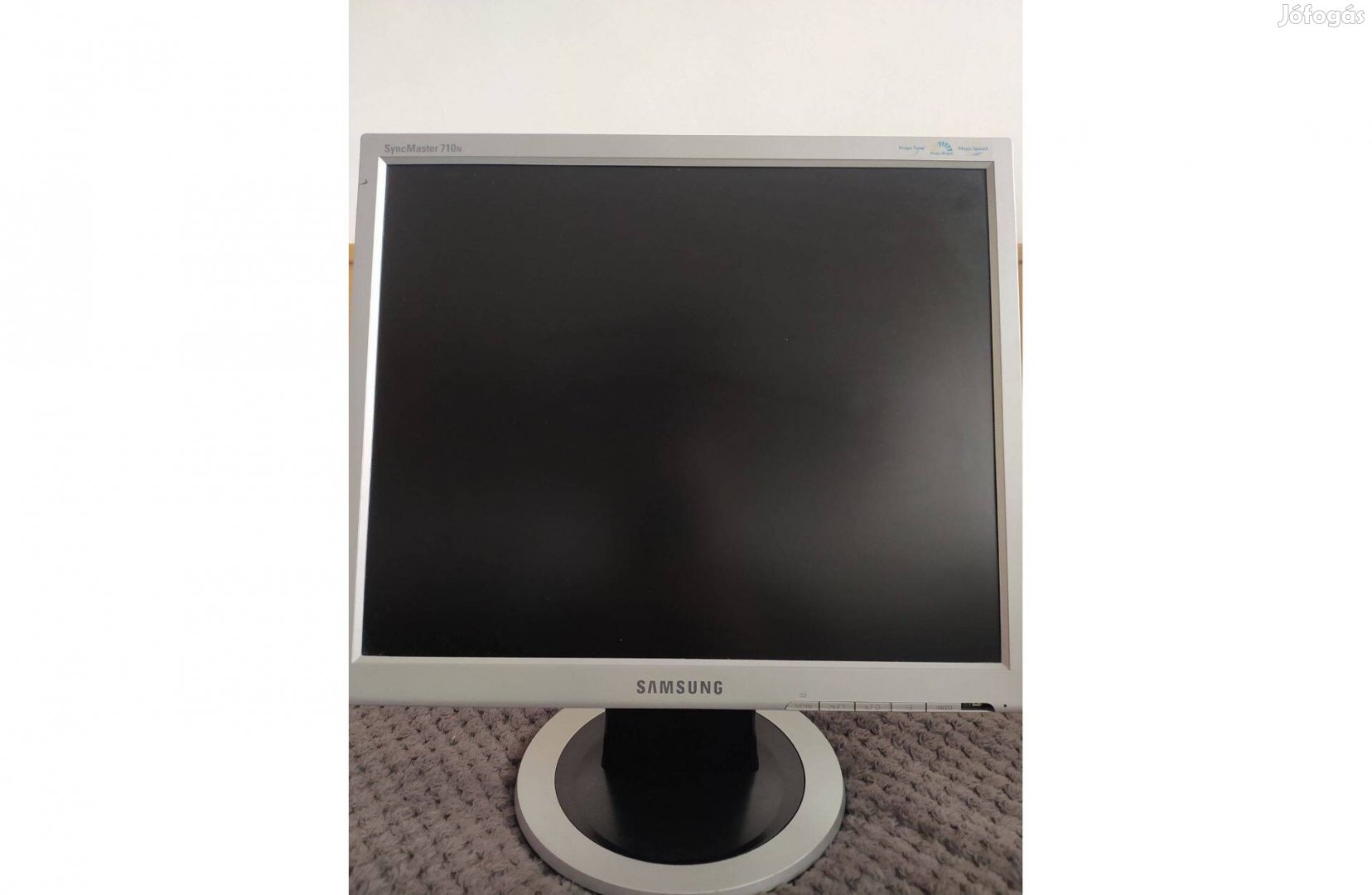 Samsung Syncmaster 710N monitor