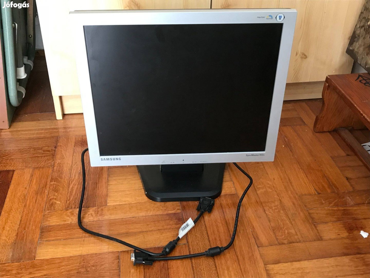 Samsung Syncmaster 913v monitor