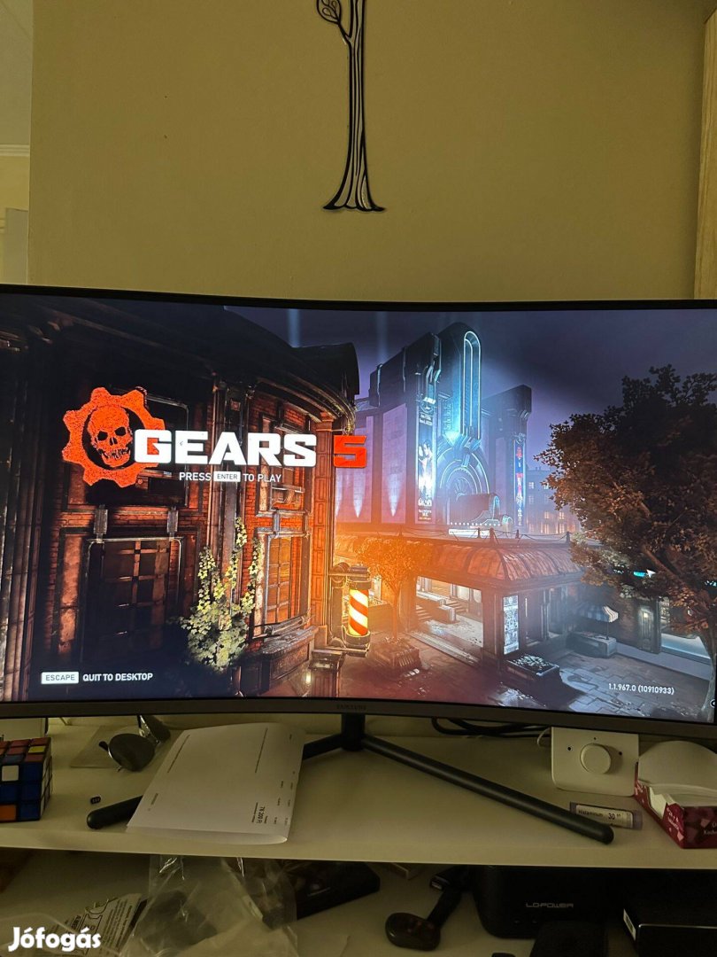 Samsung UHD monitor