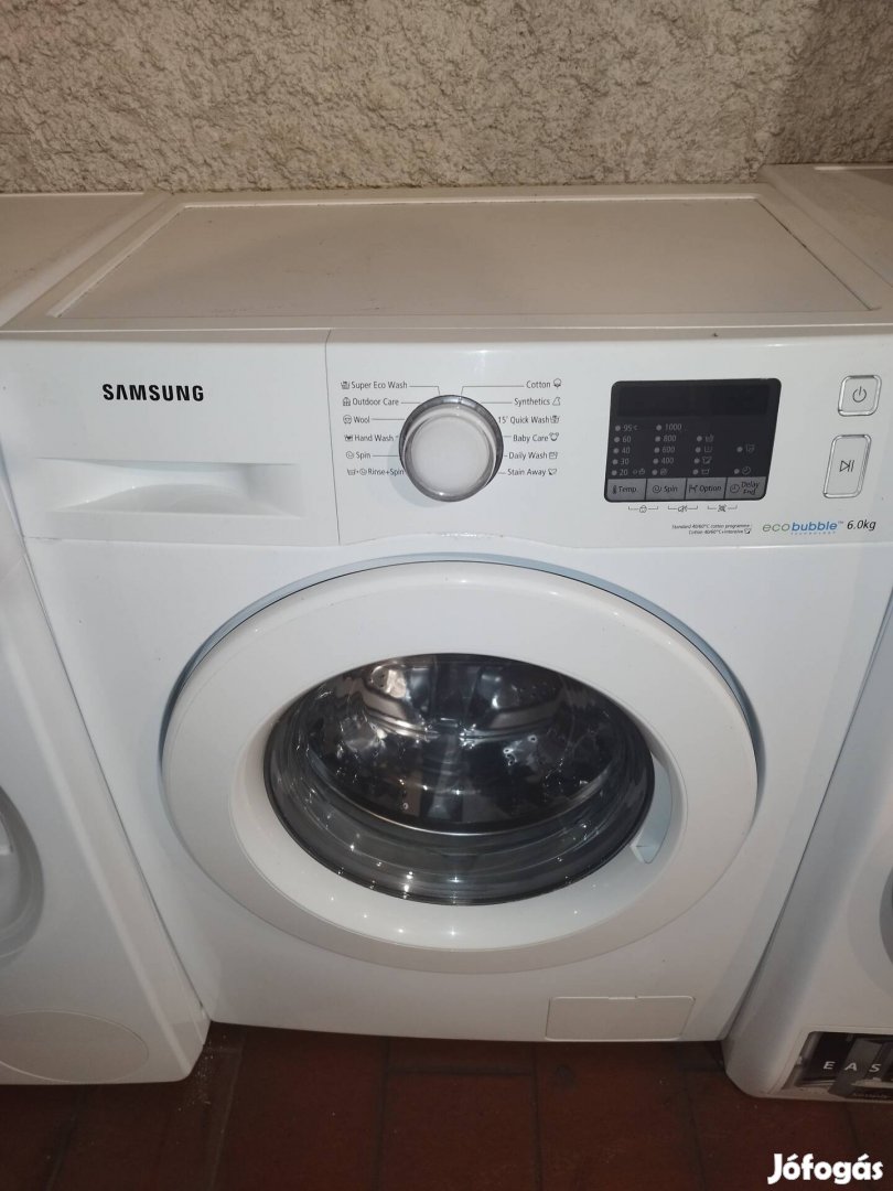 Samsung WF60F4E0W0W keskeny elöltöltős mosógép 6kg/1000