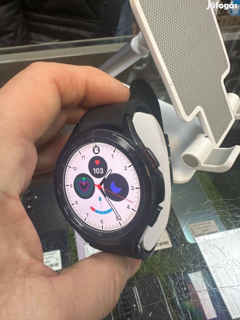 Samsung Watch4 Classic BTGPS fekete, dobozában