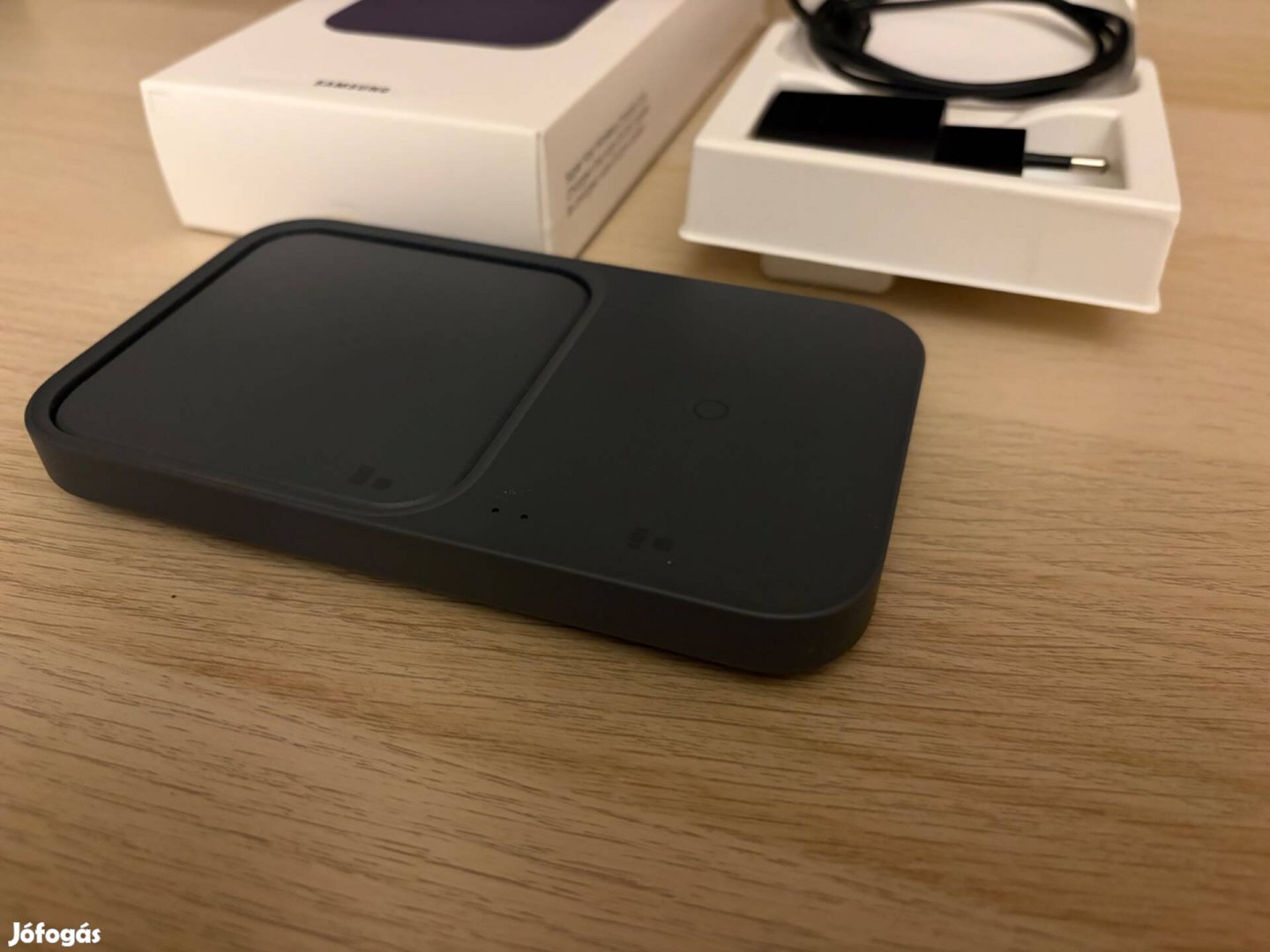 Samsung Wireless Charger Duo Adapterrel Szürke