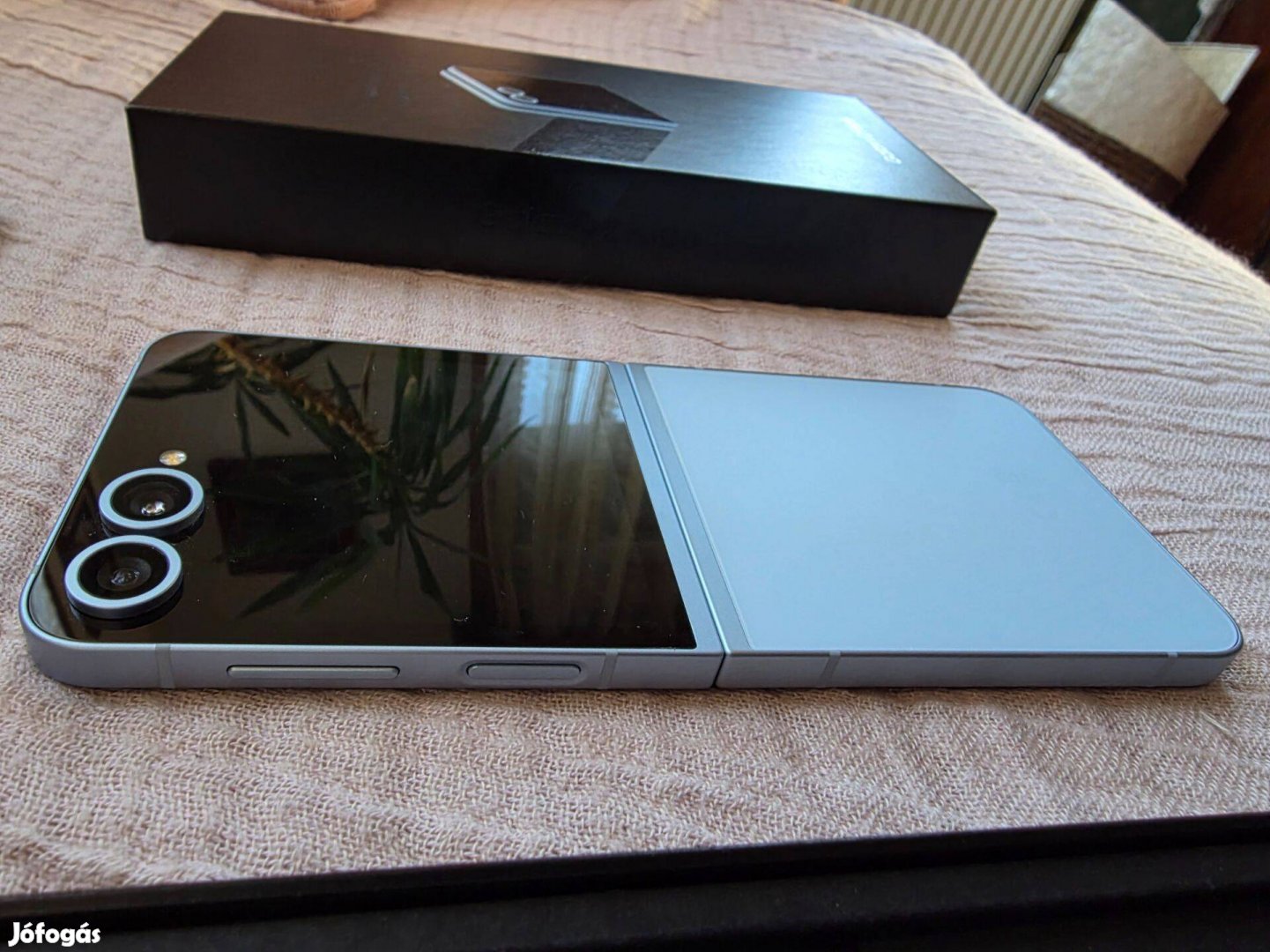 Samsung Z Flip6 12256GB Regalaxy után mint az új, kék