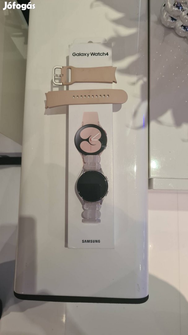Samsung galaxy watch4  rose gold hibátlan új állapotú okosóra