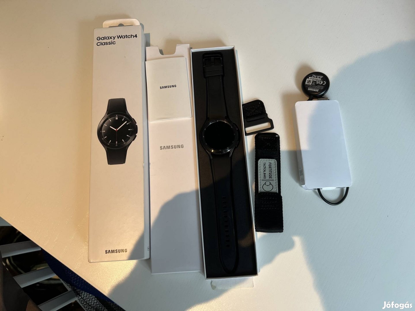 Samsung galaxy watch 4 Classic Ajándék szíjjal