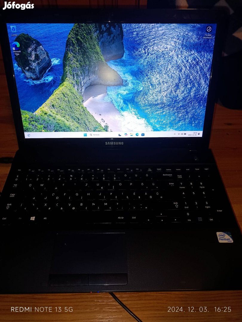 Samsung laptop 1tb/8gb aktívált Windows 11 el