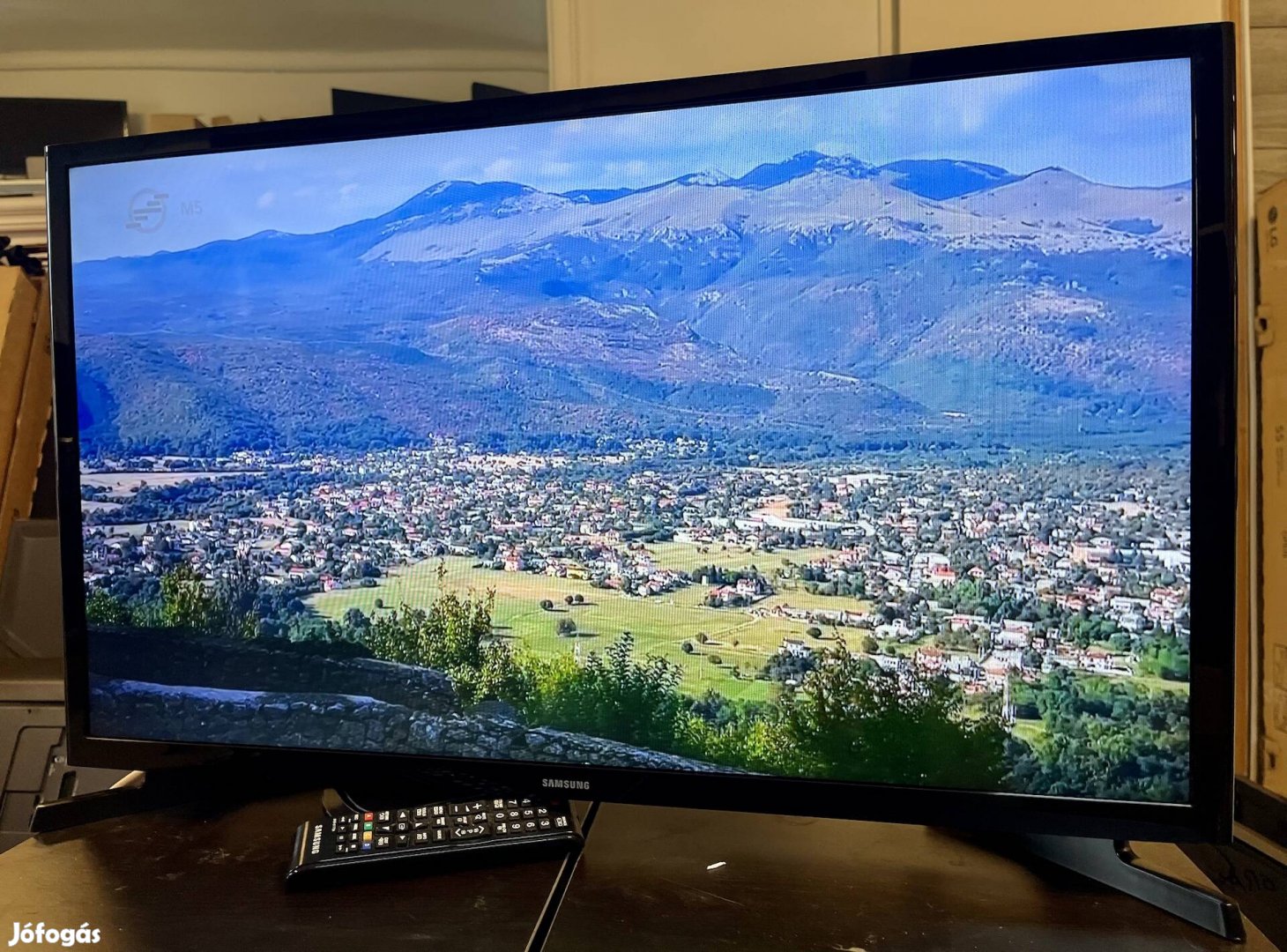 Samsung led tv 82cm ( nem smart)