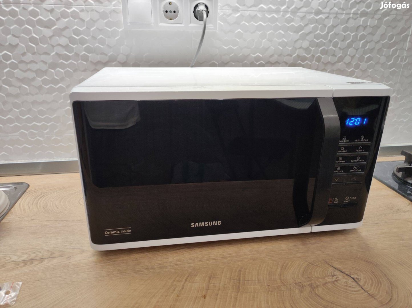 Samsung mikrohullámú sütő 23l