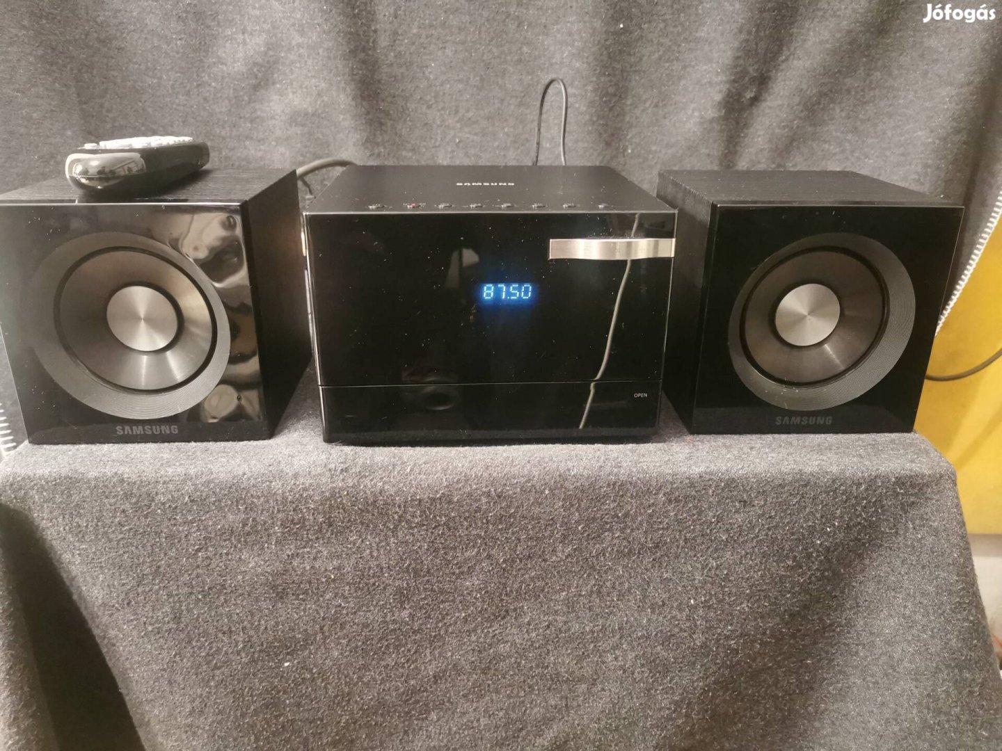 Samsung mini HIFI. MM-D320 