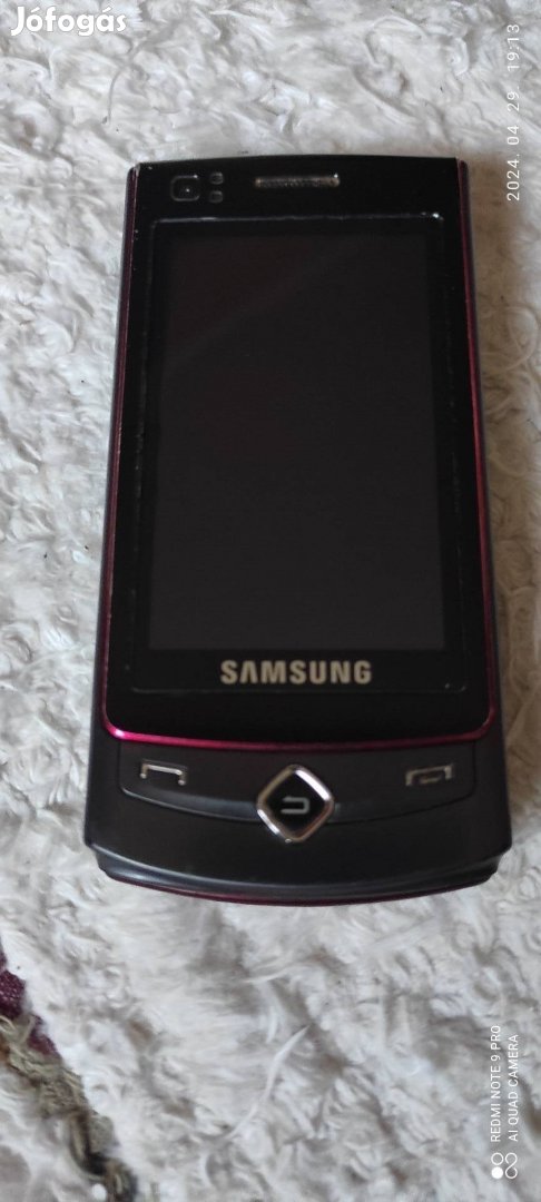 Samsung mobiltelefon akku nélkül.