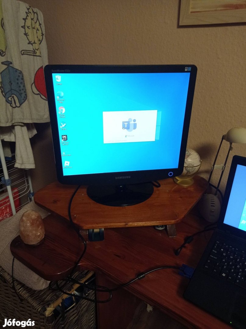 Samsung monitor 48 cmer képatlóval,hibátlanul működik