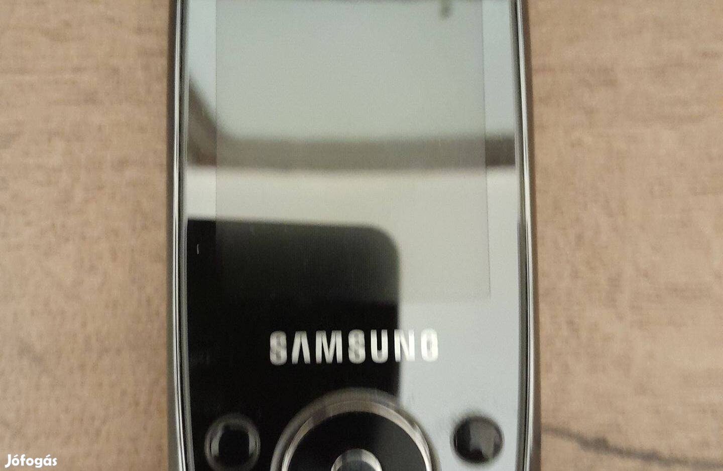 Samsung r Sgh J 700 I retro telefon