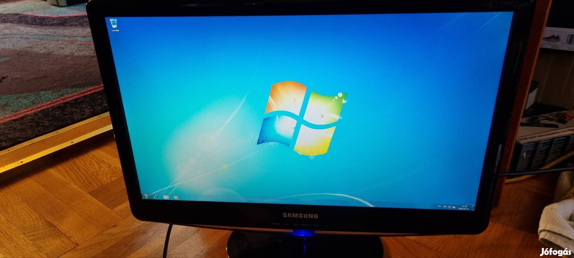 Samsung syncmaster 22" 16-9-es monitor 