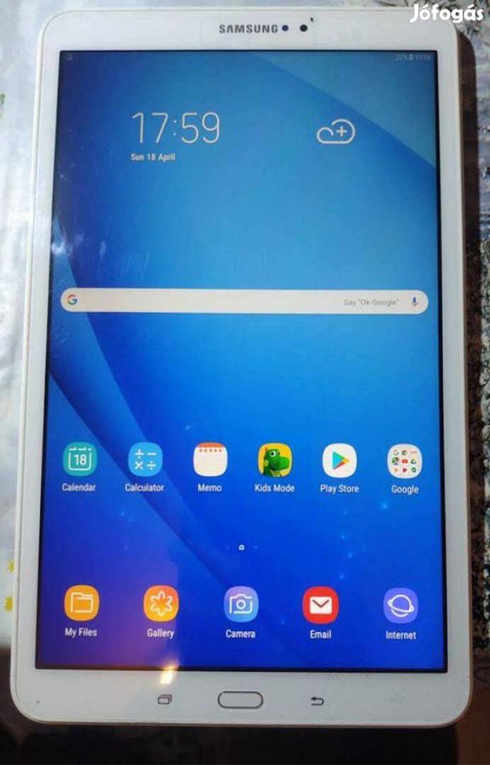 Samsung tab A6 sm-t580 tablet karcmentes, új állapotú pöttyös háttérre