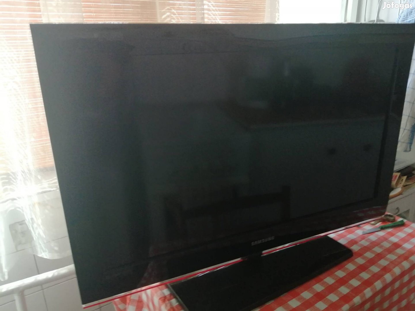 Samsung tv 80 cm átmérő távirányítós 