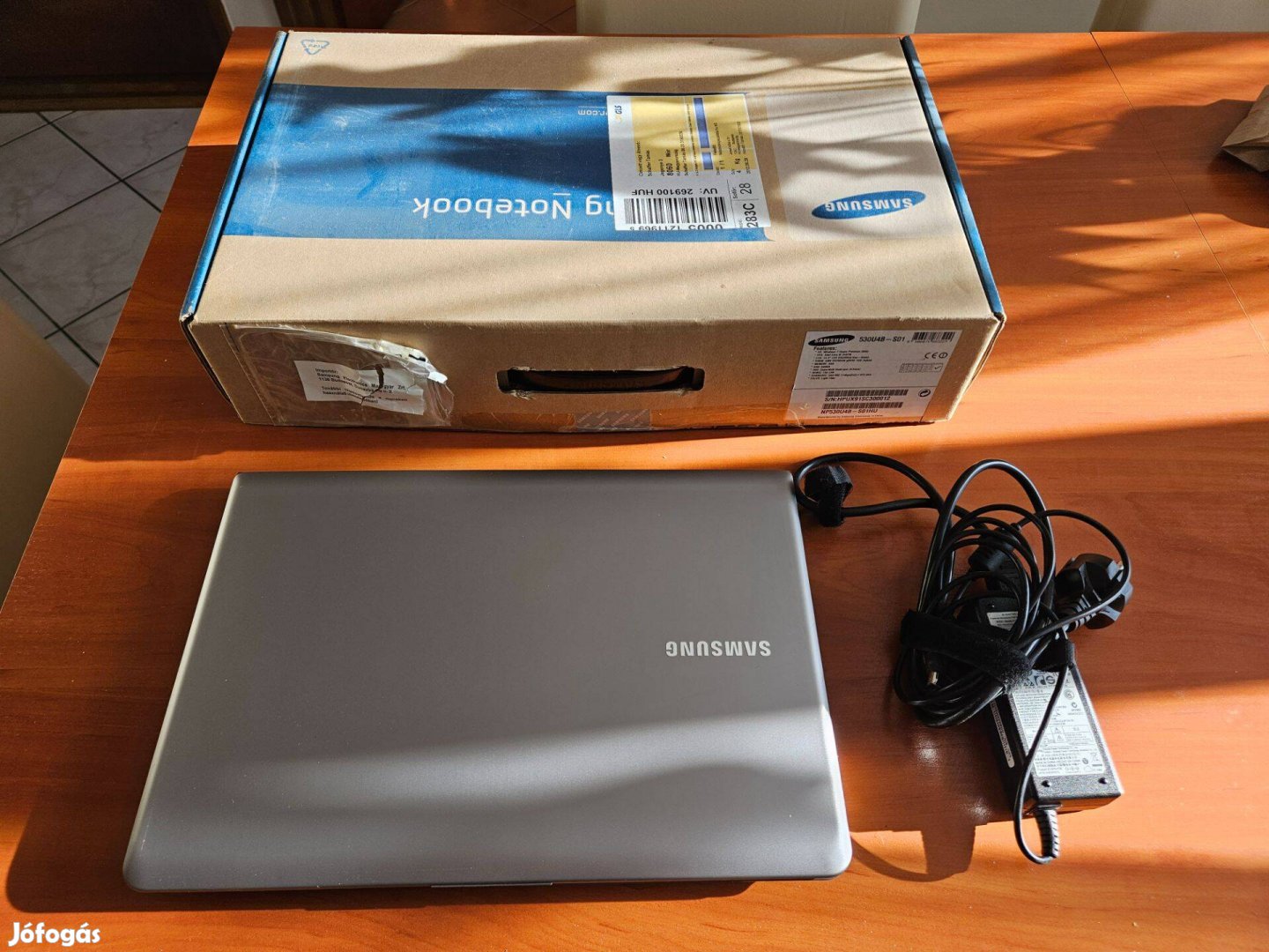 Samsung ultrabook laptop notebook, Intel Core i5 + táska+ számológép